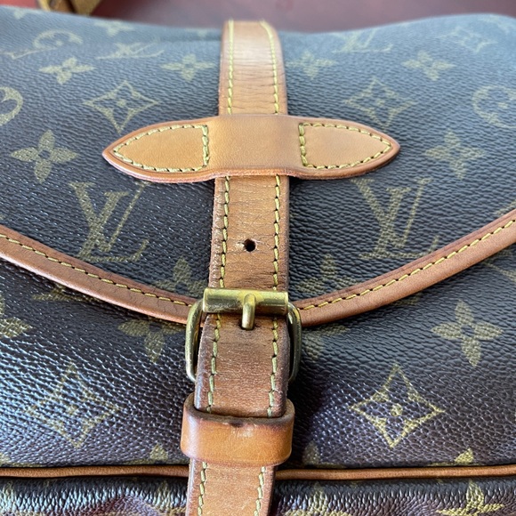 Louis Vuitton Saumur 30 - Picture 5 of 16